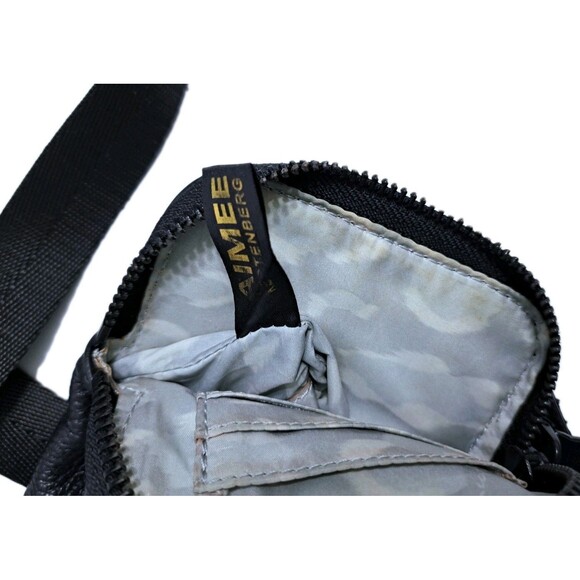 Aimee Kestenberg Nylon Stadium Crossbody Wallet Mini Just Saying Black Quilted - Picture 5 of 6